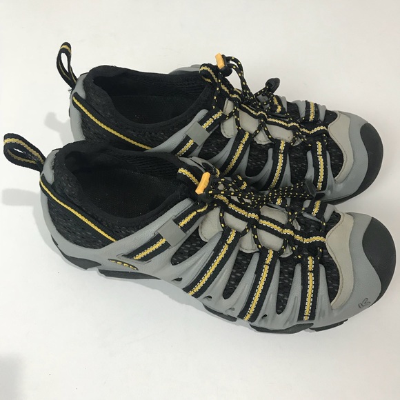 keen mens water shoes